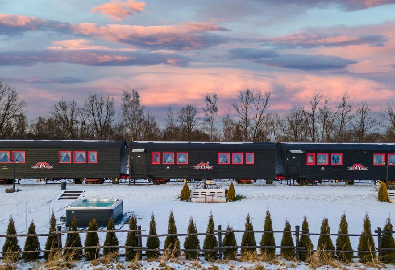 Stacja Galicja - Nocleg W Pociagu Blisko Energylandia Aparthotel Zator Exterior foto